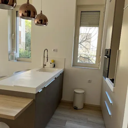 Atina Apartment, City Centre Budva ,Luxurious, Bright, Parking Dış mekan fotoğraf