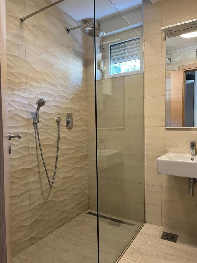 Atina Apartment, Centre ,luxurious, Bright, Parking